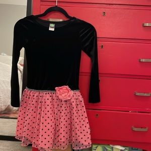 Dollie and Me size girls 8 pink polka dot with black top.